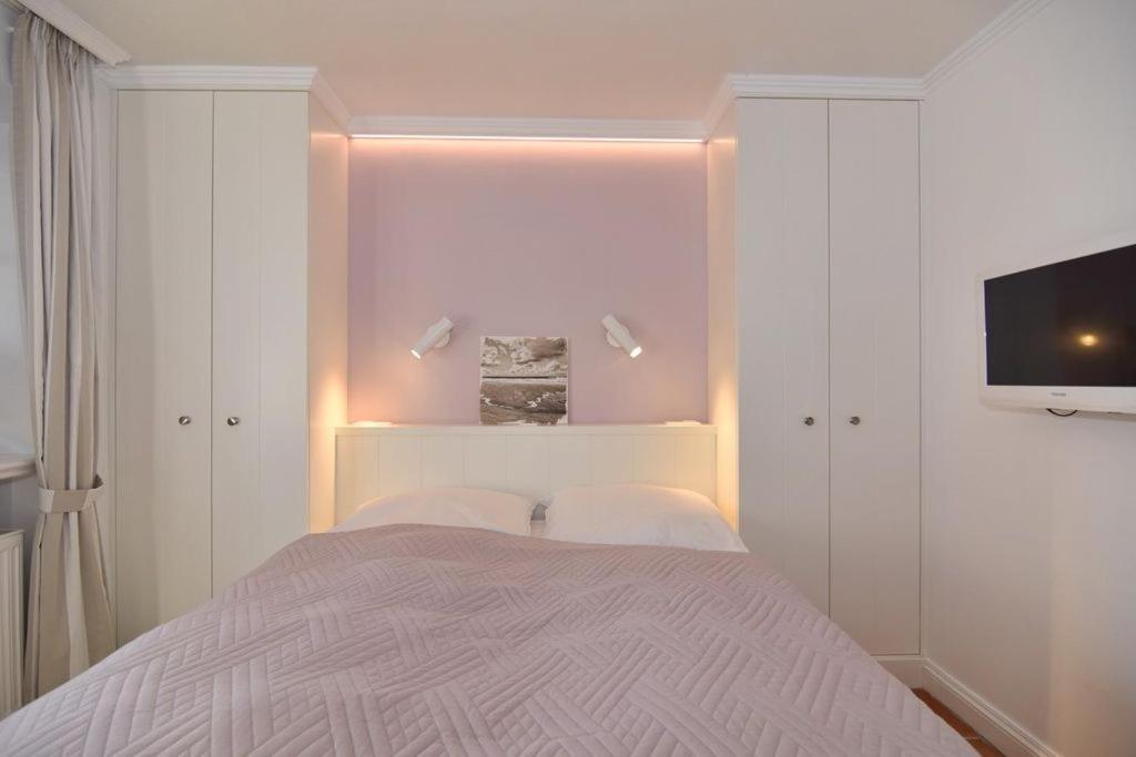Olympia Haus 2, Whg 6 *
